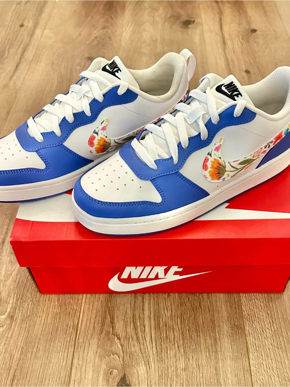 Nike Court Borough Lows Floral